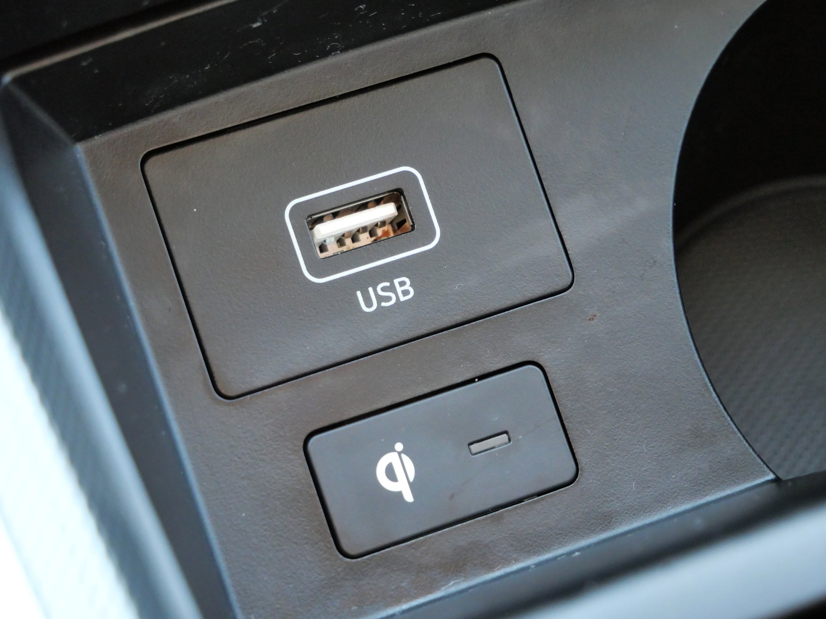 Certified 2023 Hyundai Santa Fe SEL w/ Premium Package image 28