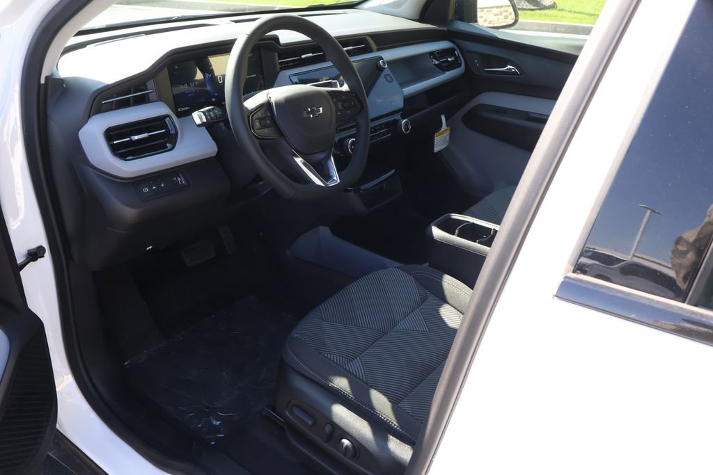 New 2027 Chevrolet Bolt LT image 13