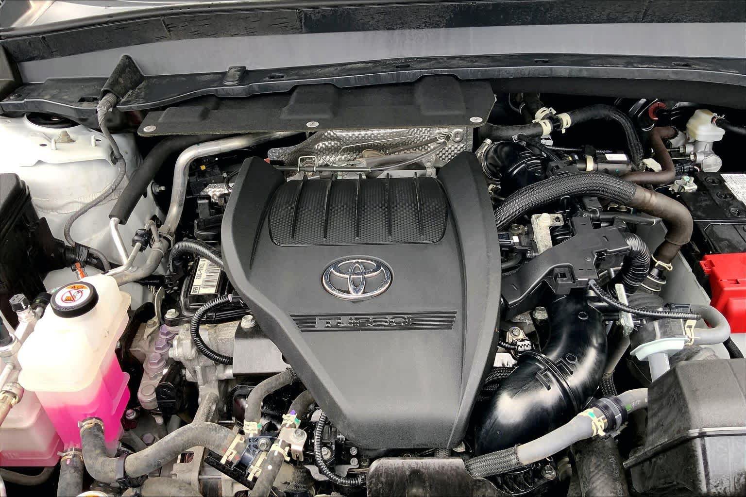 Used 2025 Toyota Grand Highlander AWD image 33