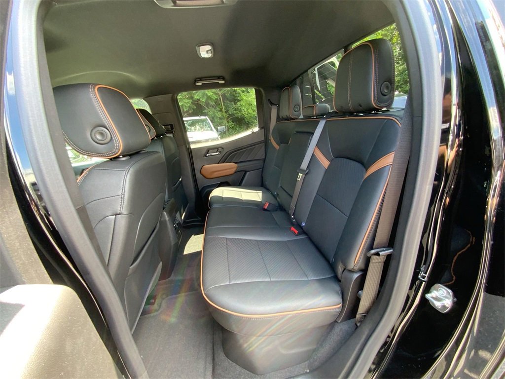 New 2025 GMC Canyon AT4 w/ Nightfall Edition image 24
