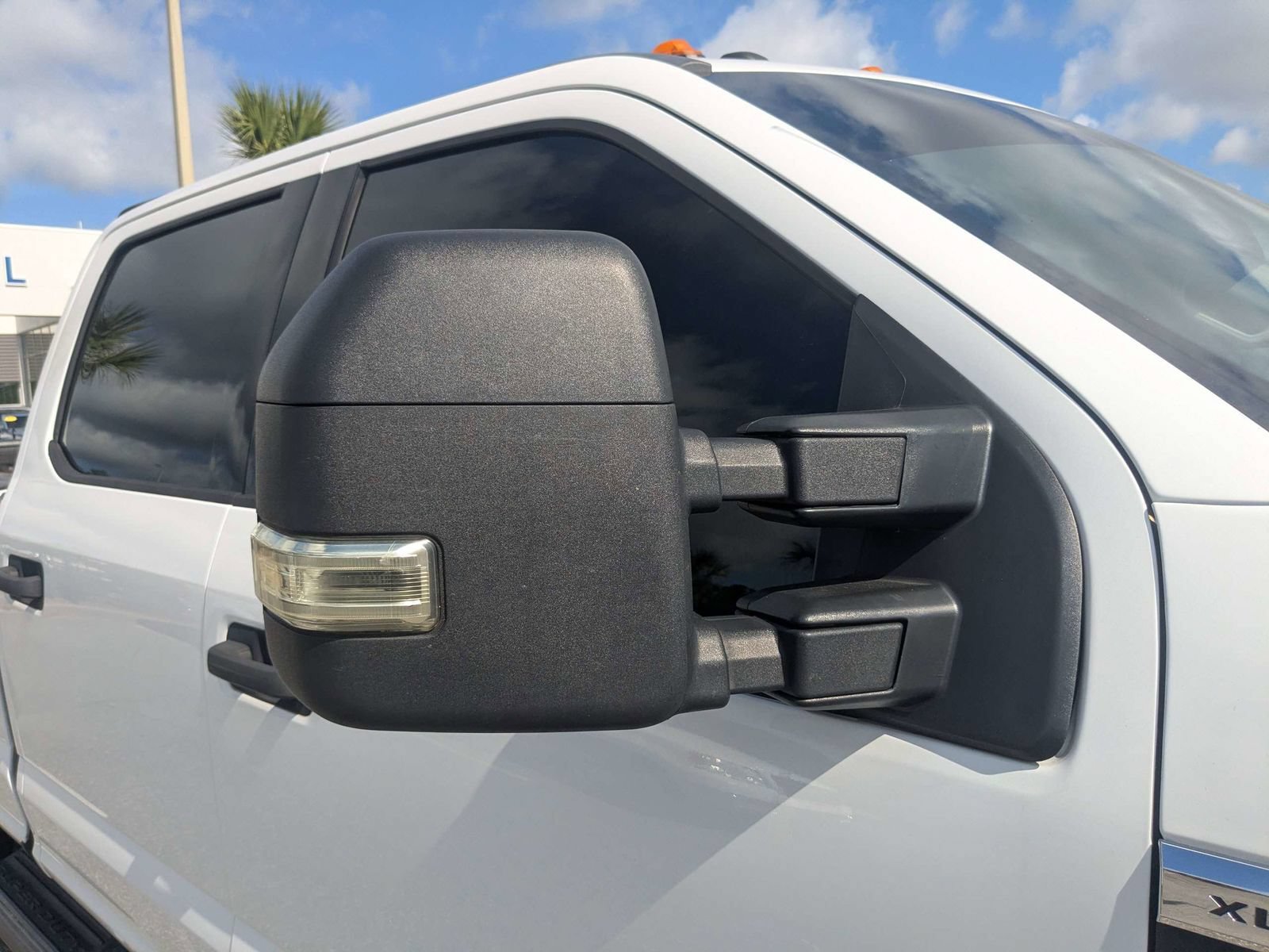 Used 2017 Ford F350 XLT w/ XLT Value Package AWD/4WD image 12