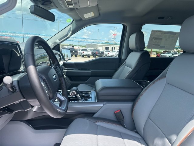 New 2025 Ford F150 Lariat w/ Equipment Group 501A Mid image 34