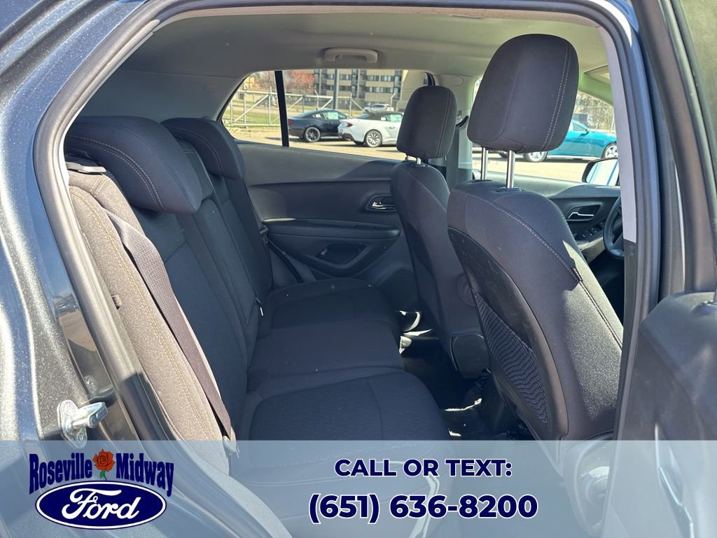 Used 2020 Chevrolet Trax LS w/ Tint and Cruise Package FWD image 34