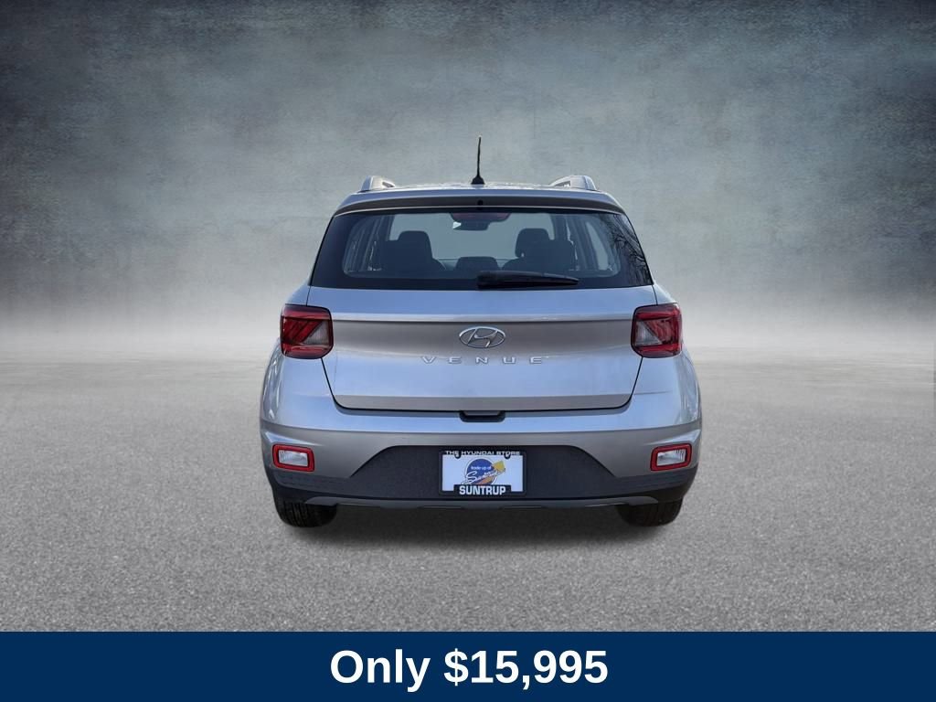 Used 2024 Hyundai Venue SEL image 4