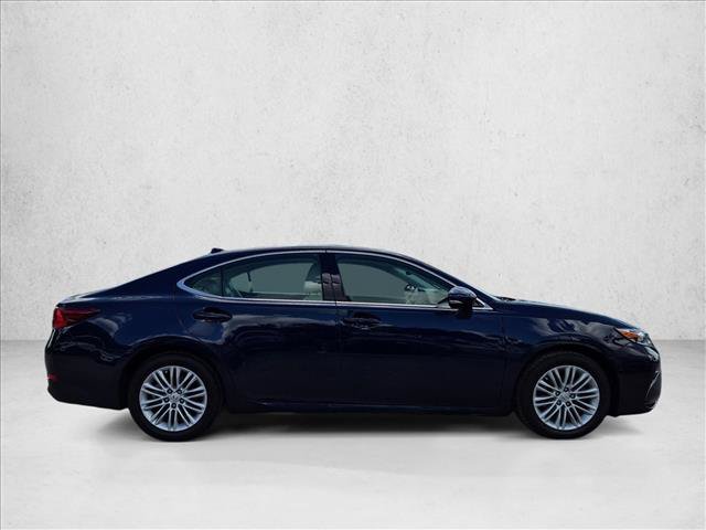 Used 2017 Lexus ES 350 FWD image 4