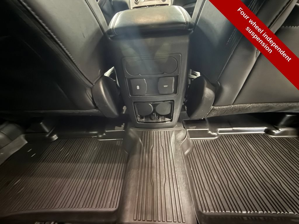 Used 2023 Ford Explorer XLT w/ Equipment Group 202A AWD/4WD image 42