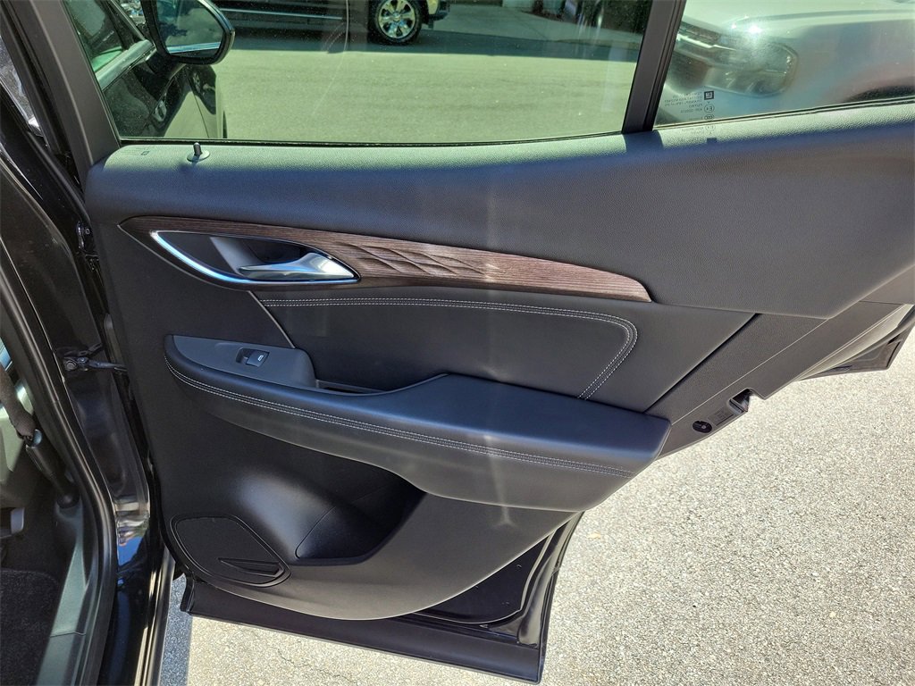 Certified 2023 Buick Envision Avenir image 43