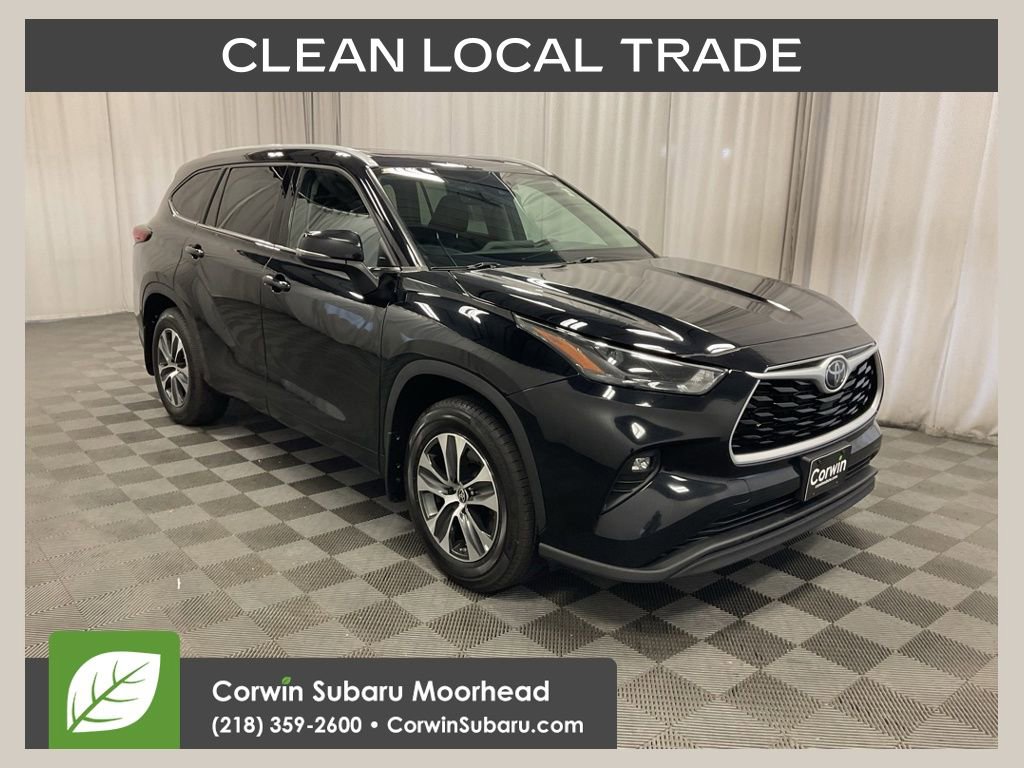 Used 2022 Toyota Highlander XLE