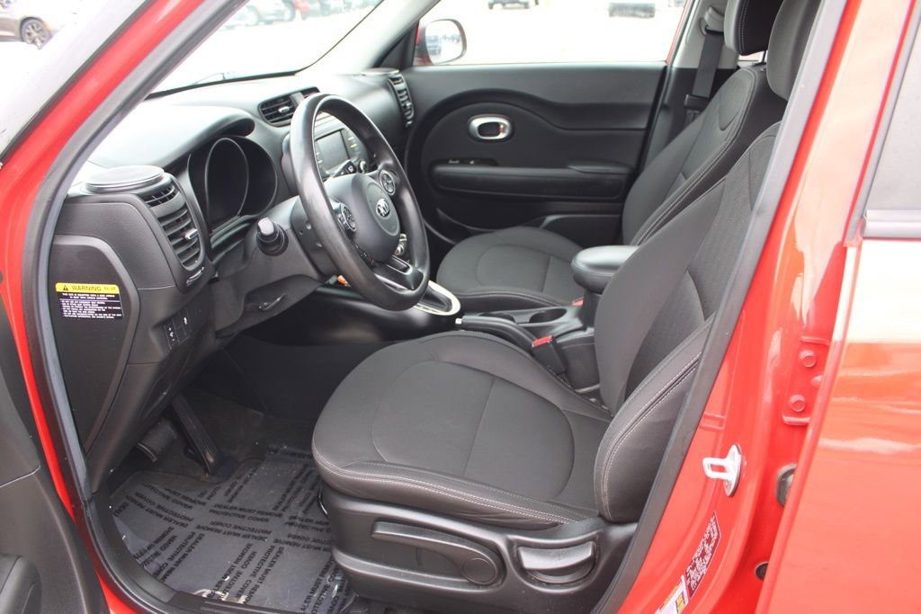 Used 2019 Kia Soul image 14