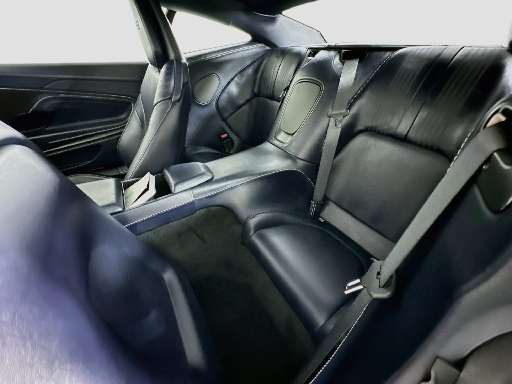 Used 2018 Aston Martin DB11 V12 RWD image 23