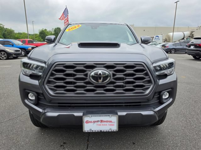 Used 2022 Toyota Tacoma TRD Sport w/ Technology Package AWD/4WD image 2