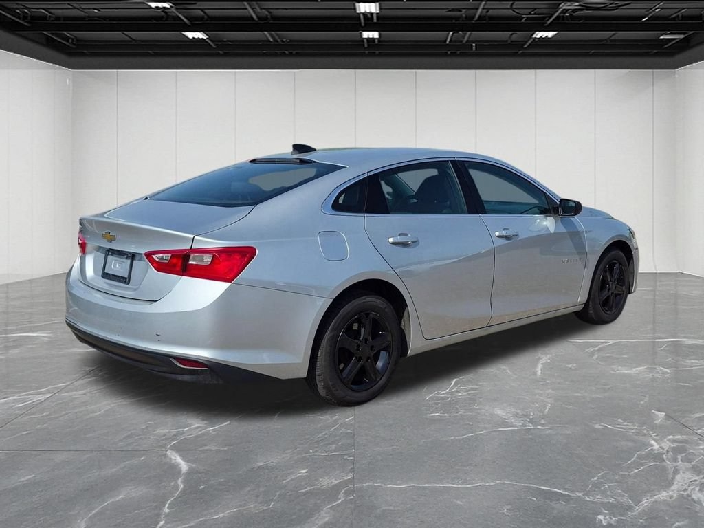 Used 2021 Chevrolet Malibu LS FWD image 5