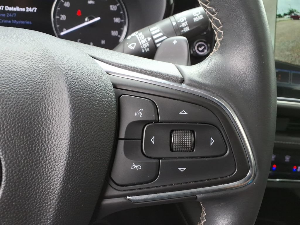 Used 2023 Buick Envision Avenir FWD image 23