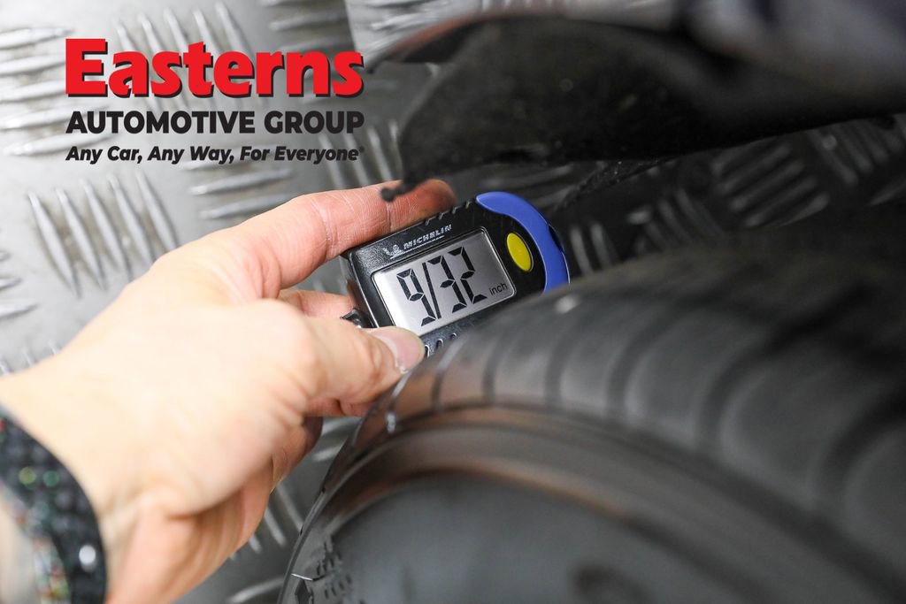 Used 2022 Toyota Corolla LE w/ Carpet Mat Package (TMS) image 25