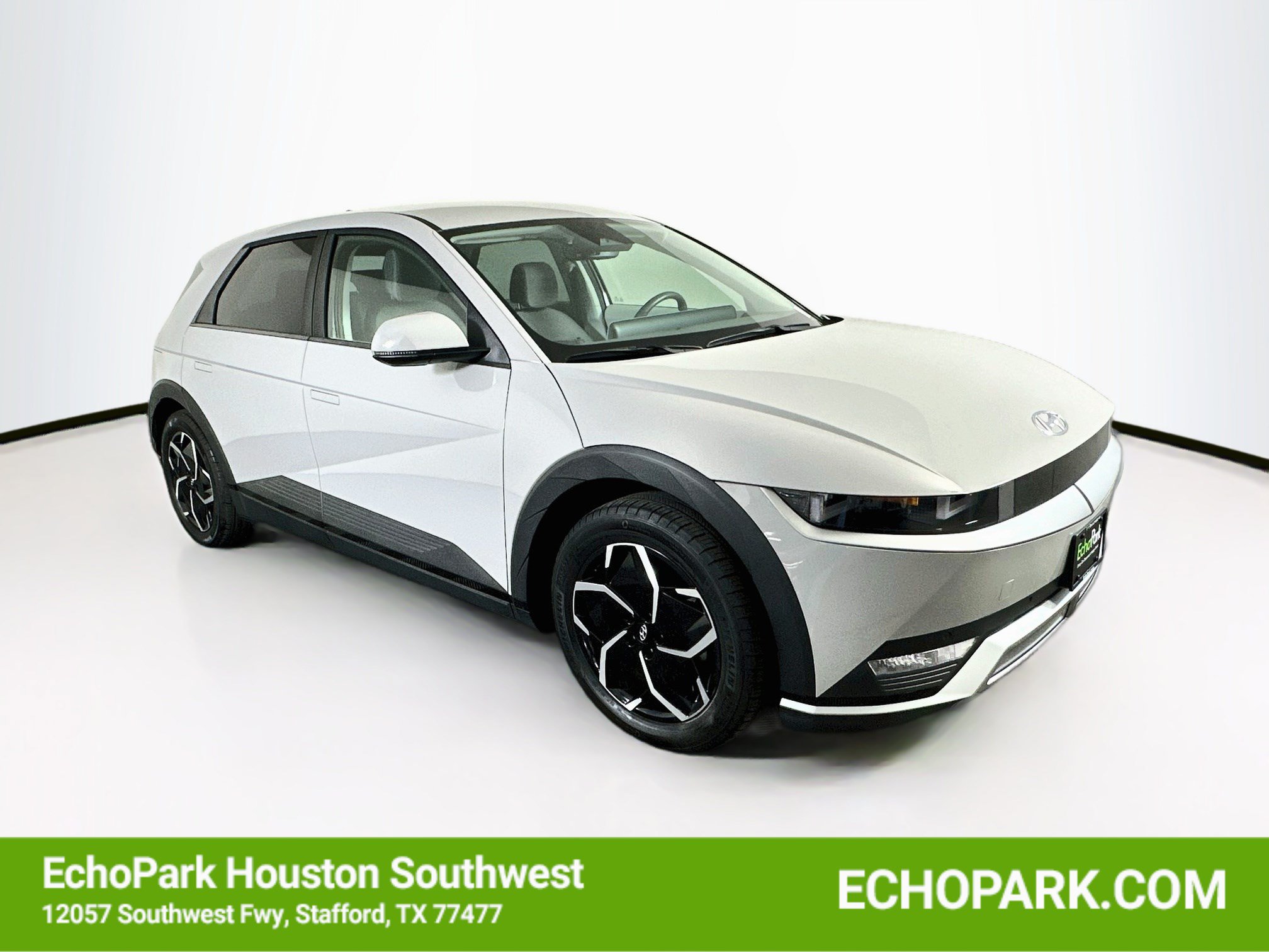 Used 2024 Hyundai Ioniq 5 SEL RWD image 1