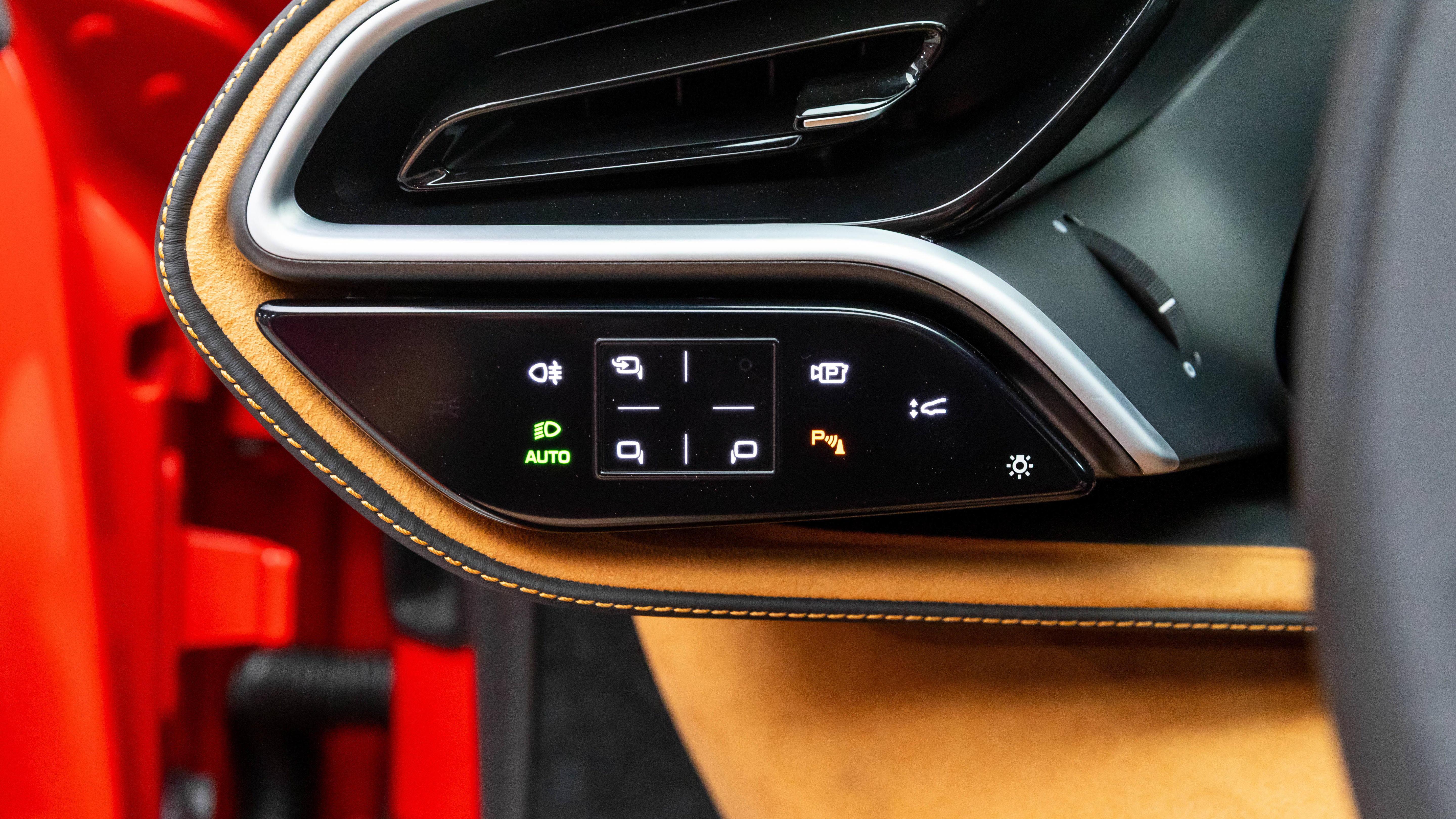 Certified 2025 Ferrari 296 GTS RWD image 18