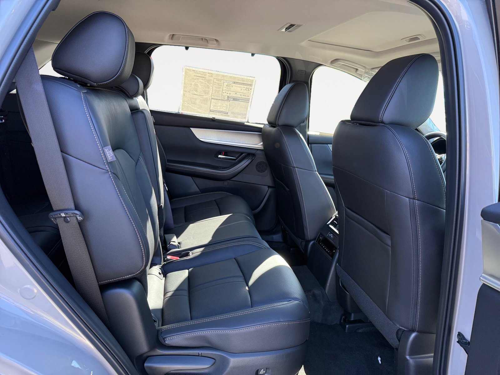 New 2026 MAZDA CX-90 3.3 Turbo w/ Preferred Package AWD/4WD image 18