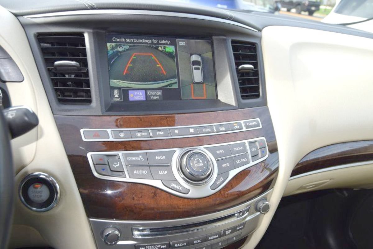 Used 2020 INFINITI QX60 Luxe w/ Sensory Package AWD/4WD image 25