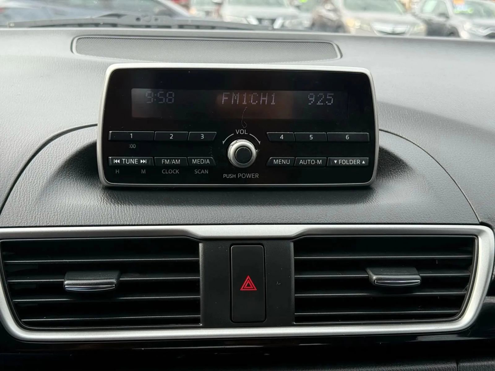 Used 2014 MAZDA MAZDA3 i Touring image 26