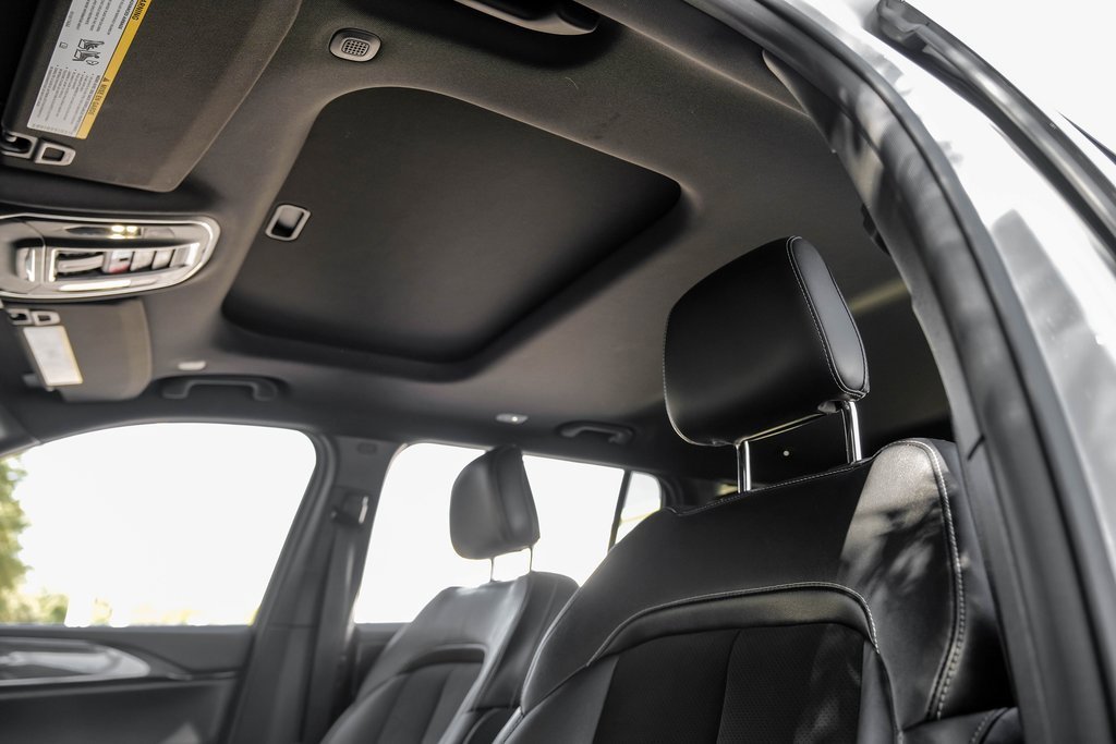 Used 2023 Jeep Grand Cherokee L Laredo image 39