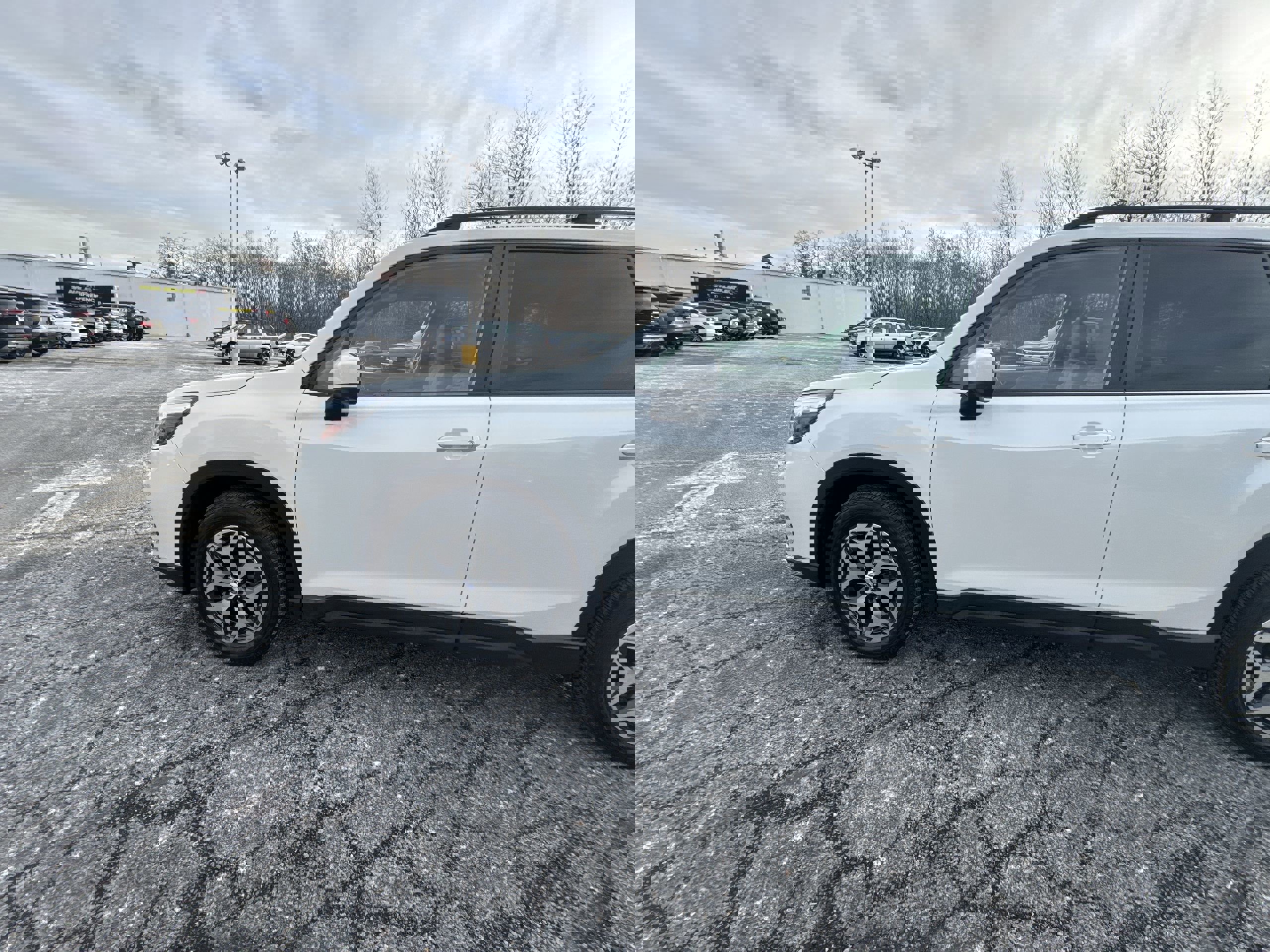 Used 2019 Subaru Forester Premium w/ All-Weather Package image 34