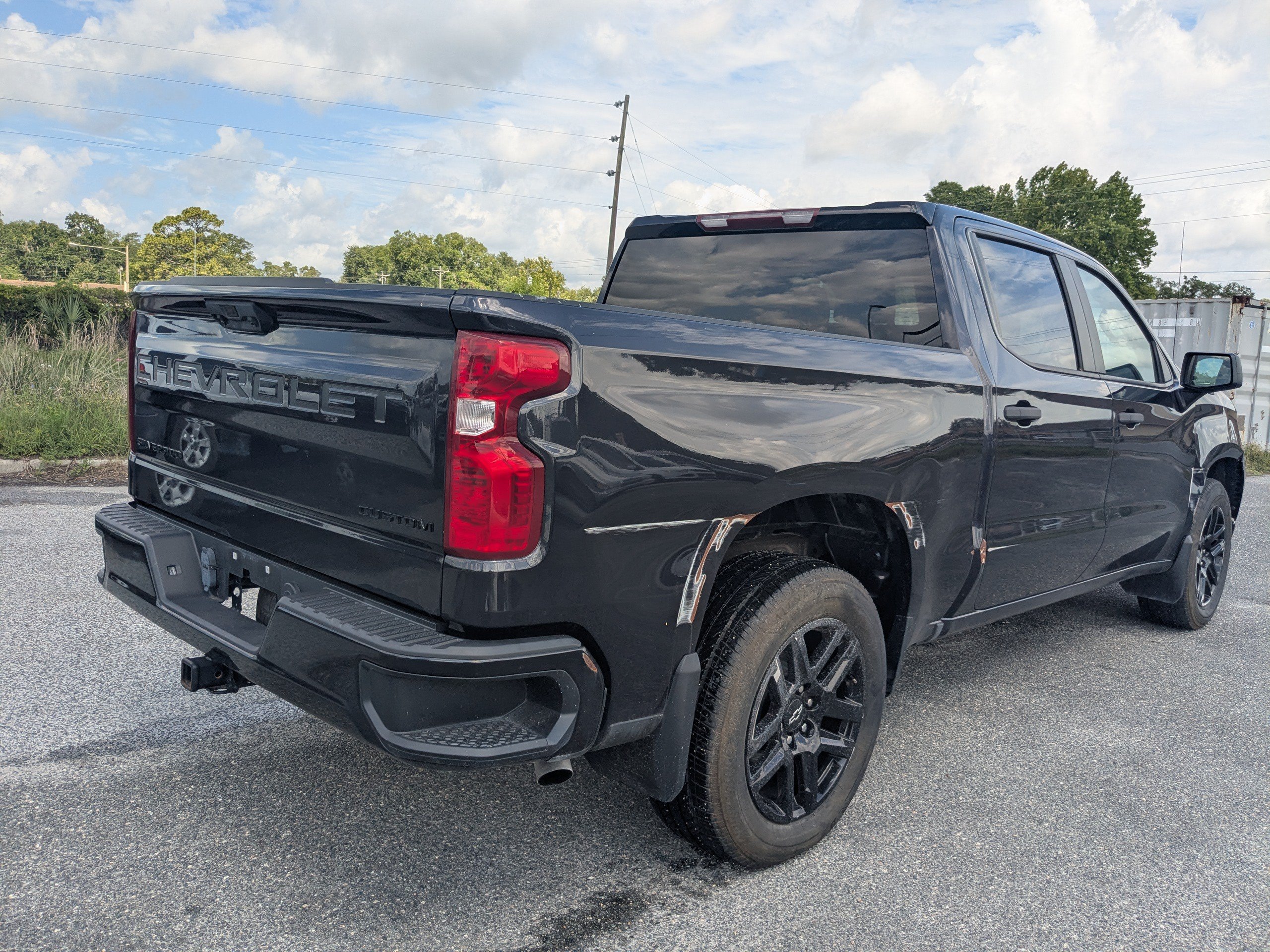 Used 2023 Chevrolet Silverado 1500 Custom w/ LPO, Dark Essentials Package RWD image 3