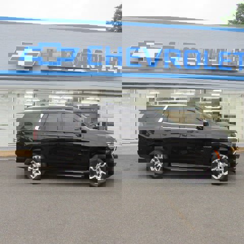 Certified 2025 Chevrolet Tahoe LT RWD image 1