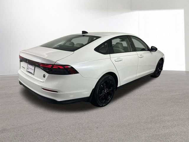 Certified 2025 Honda Accord SE image 36