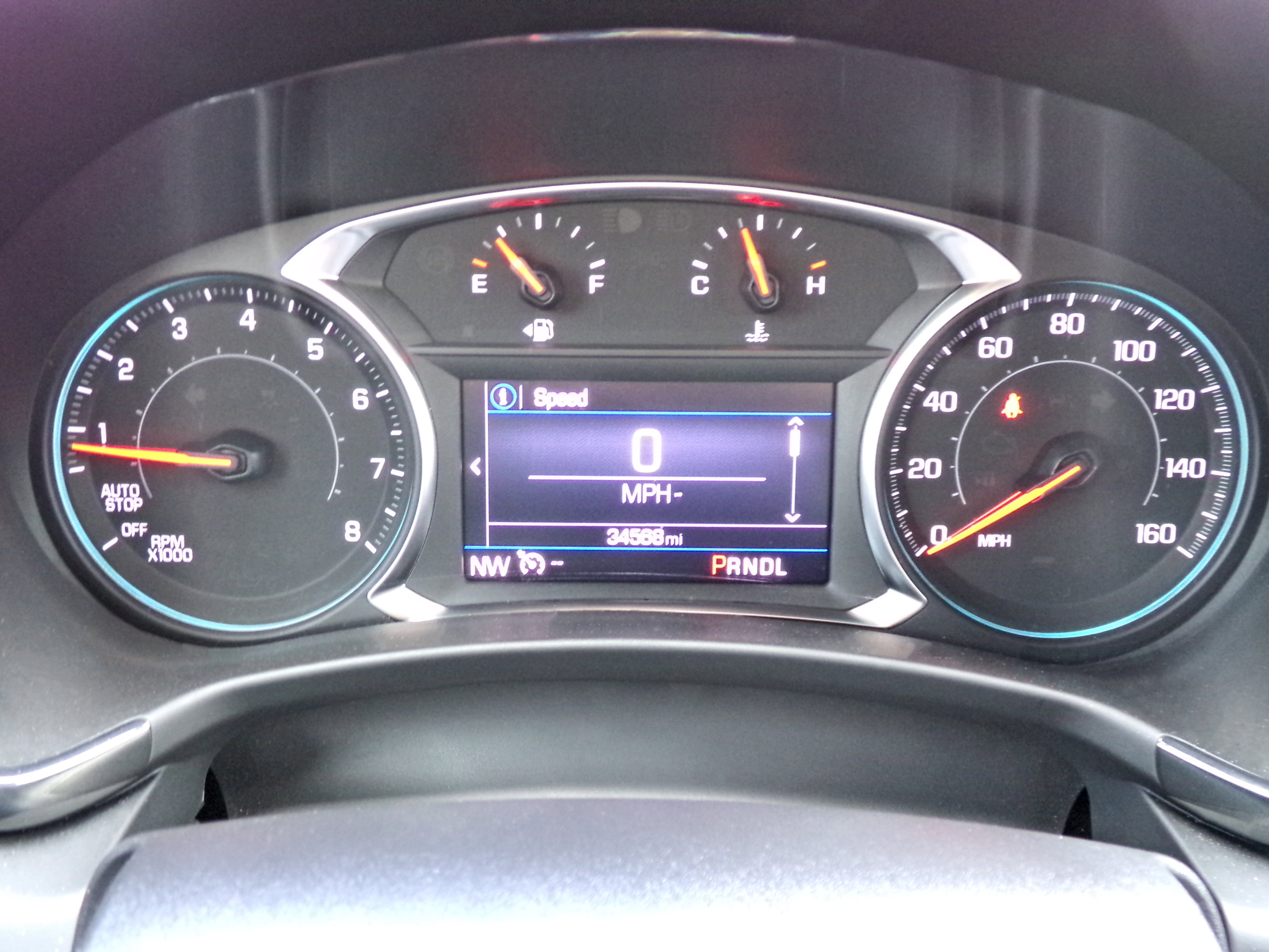 Used 2023 Chevrolet Equinox RS FWD image 8