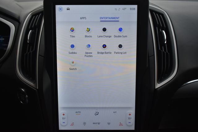 Used 2021 Ford Edge SEL w/ Cargo Accessory Package image 26