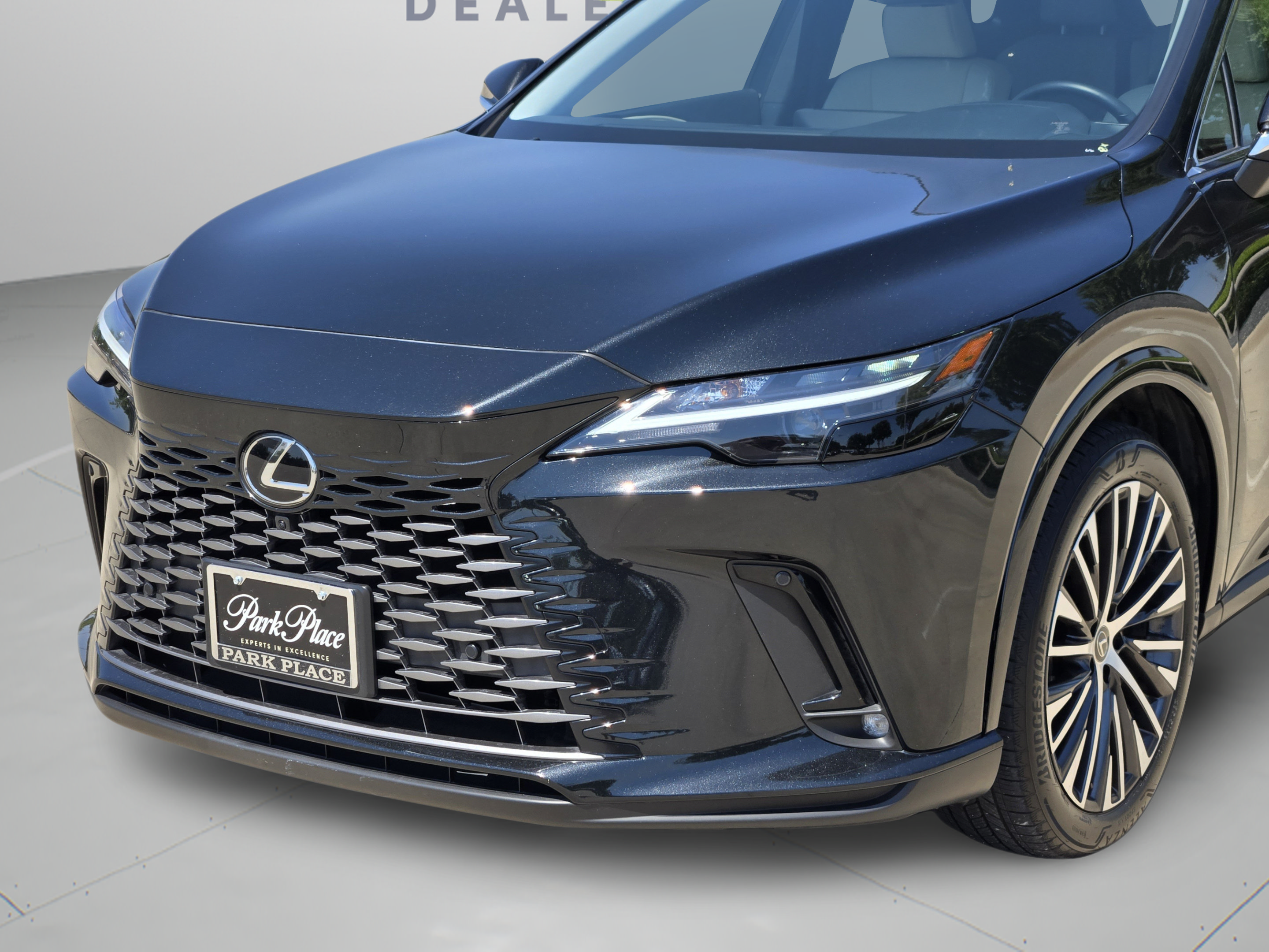 Certified 2025 Lexus RX 350 Premium Plus w/ Accessory Package (Z1) FWD image 32