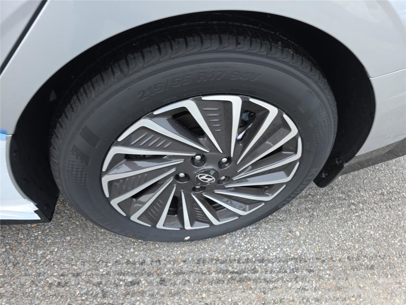 New 2026 Hyundai Sonata Limited image 9