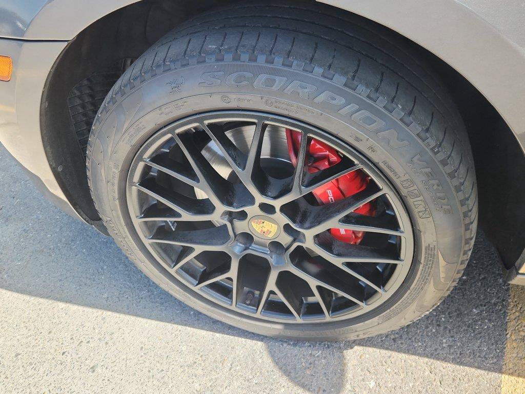 Used 2018 Porsche Macan GTS AWD/4WD image 18