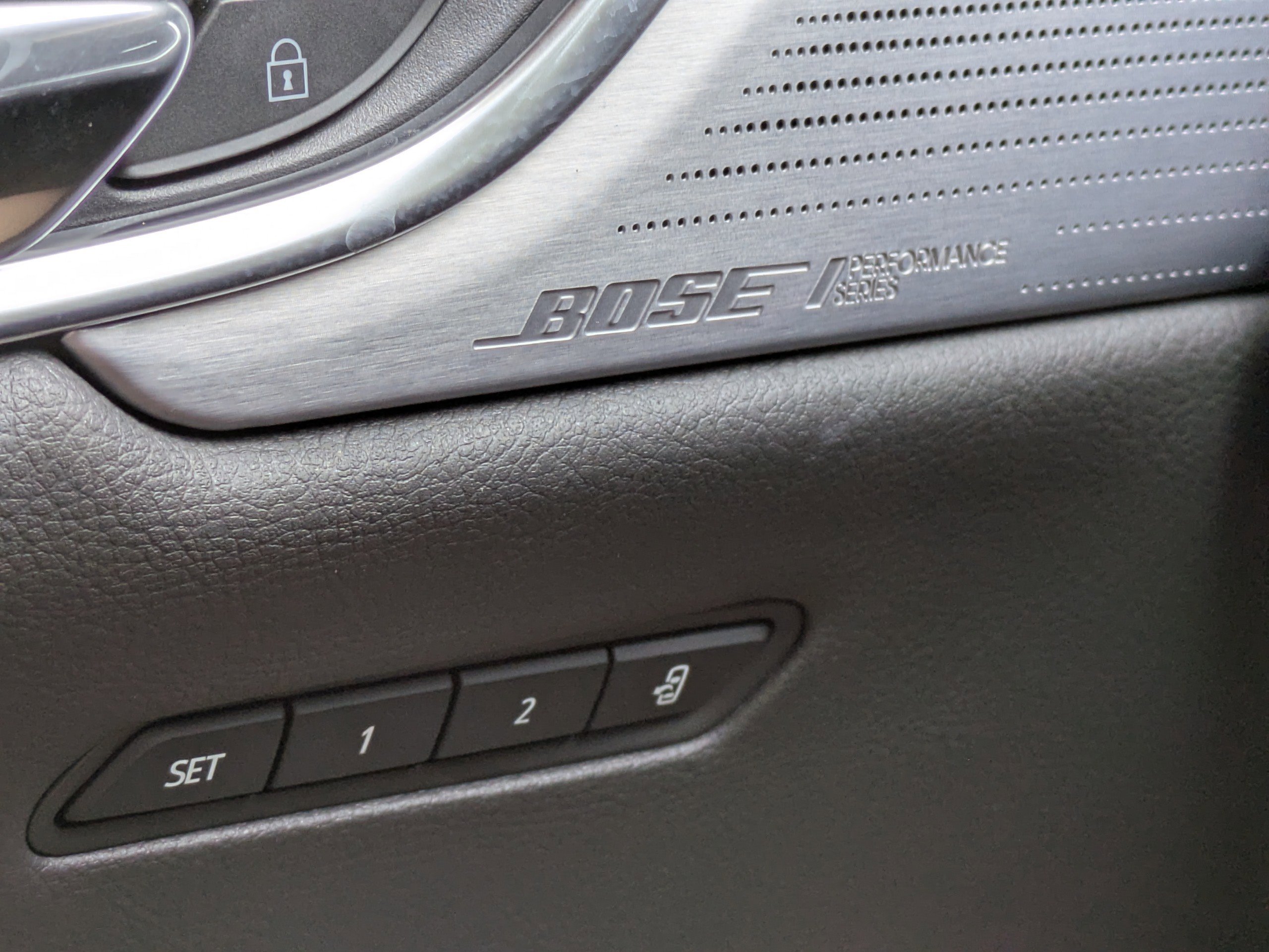 Certified 2025 Cadillac XT6 Premium Luxury w/ Platinum Package image 22