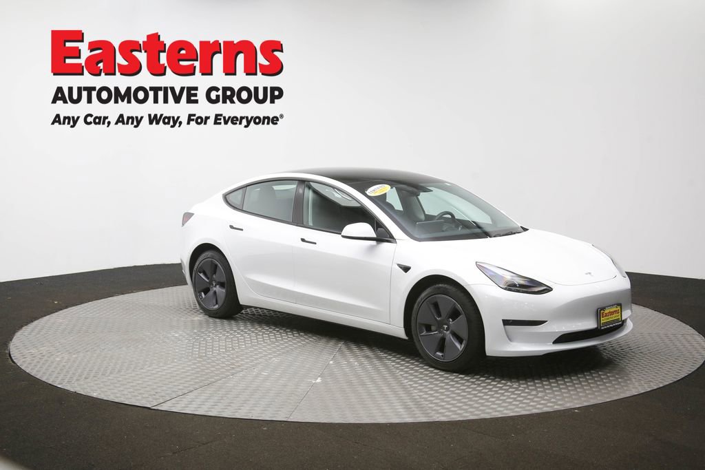 Used 2023 Tesla Model 3 Standard Range image 45