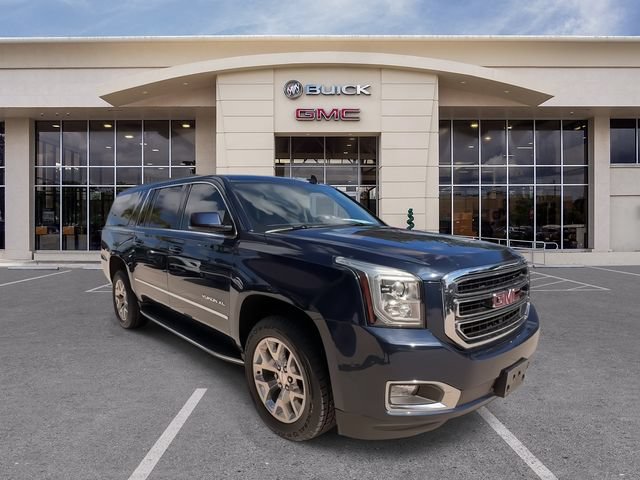 Certified 2020 GMC Yukon XL SLT w/ HD Trailering Package RWD image 2