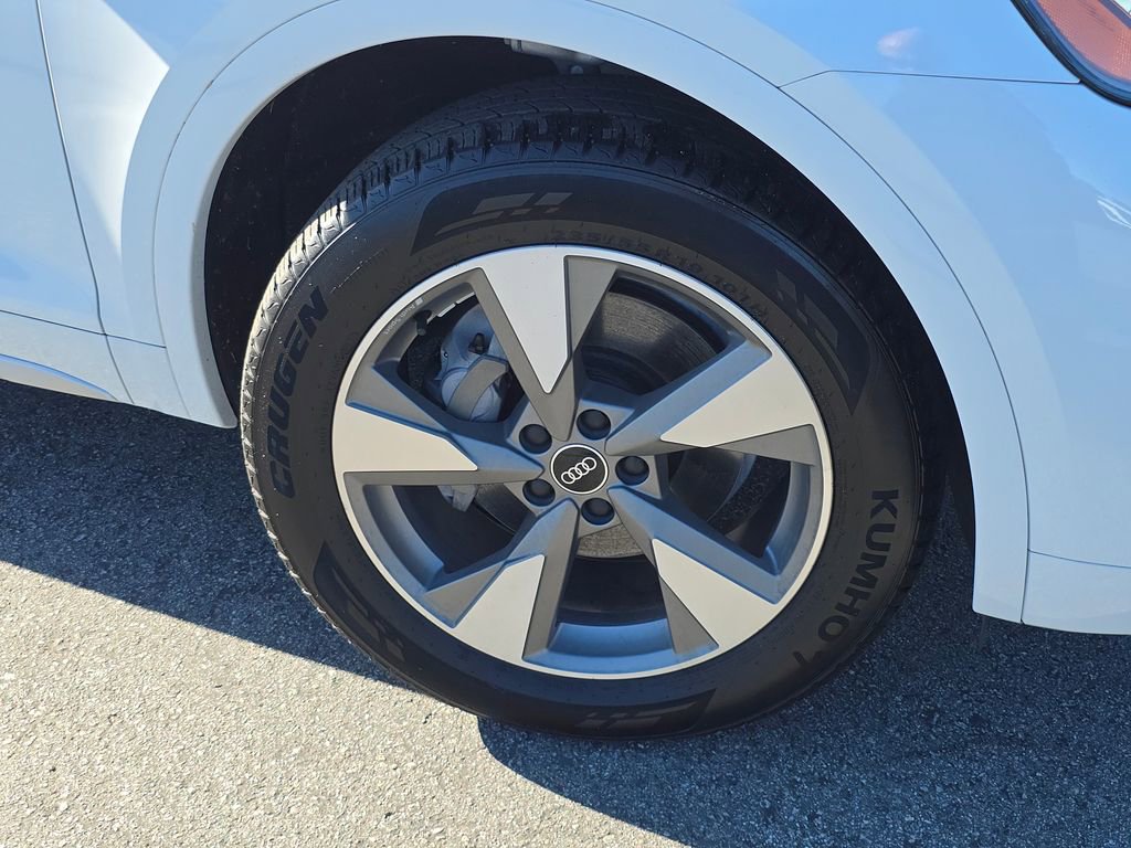 Used 2022 Audi Q5 2.0T Premium Plus w/ Premium Plus Package image 32