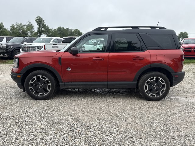 Used 2022 Ford Bronco Sport Outer Banks w/ Tech Package AWD/4WD image 3