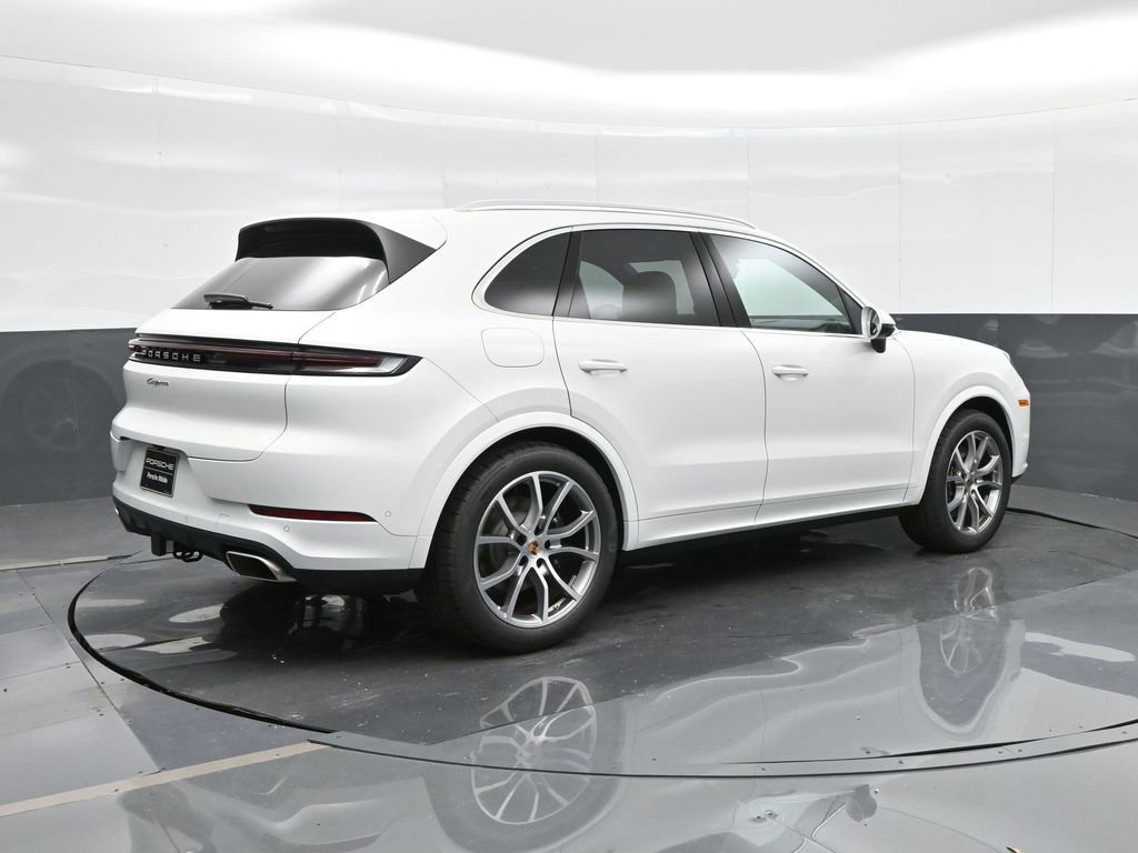 New 2025 Porsche Cayenne image 7