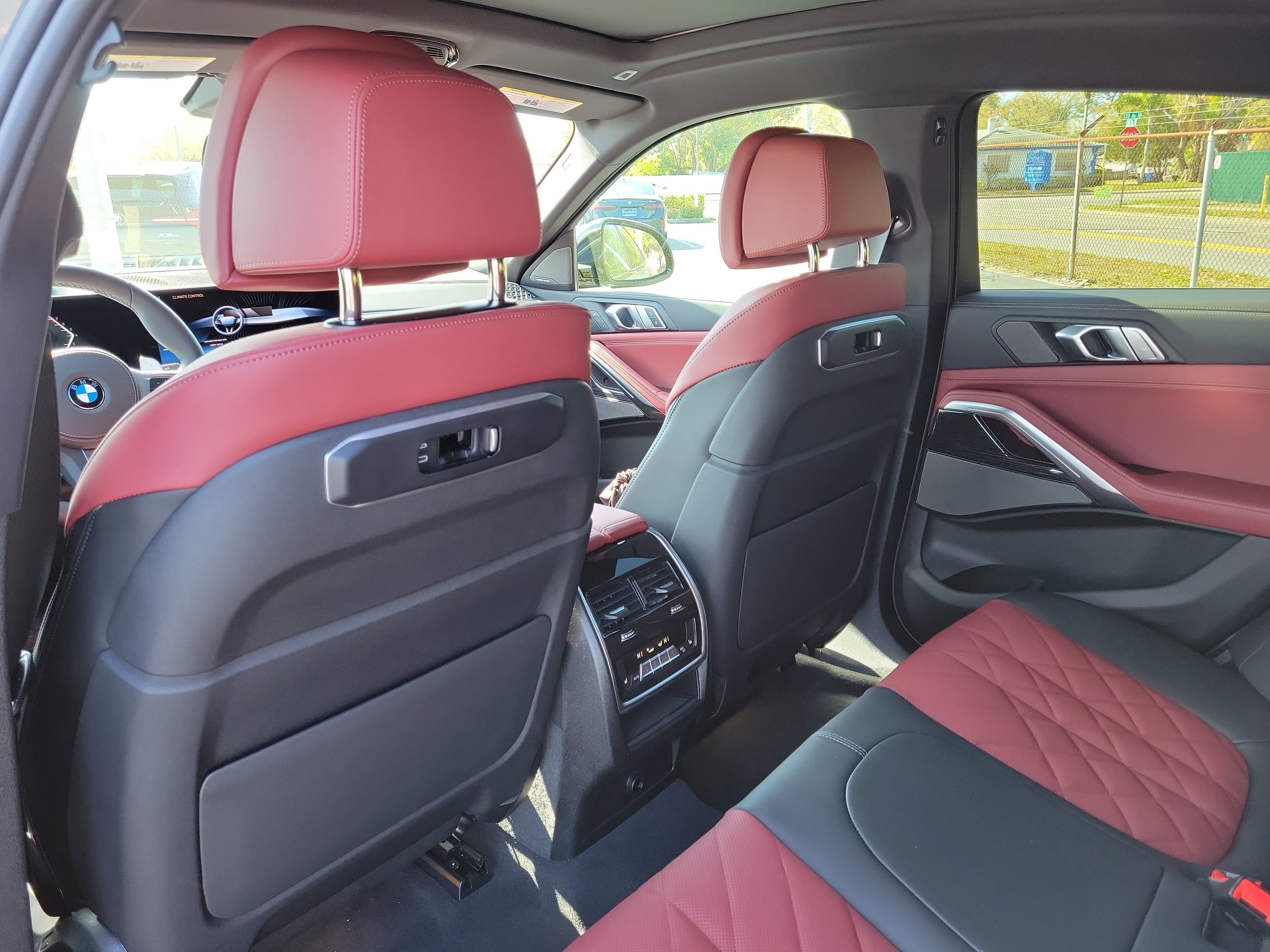 New 2026 BMW X6 xDrive40i image 9