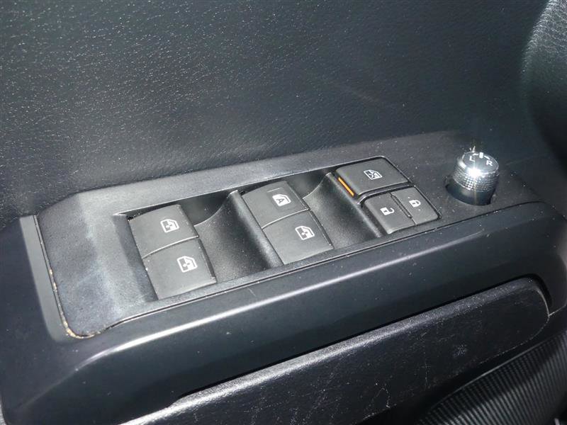 Used 2017 Toyota Tacoma SR image 17