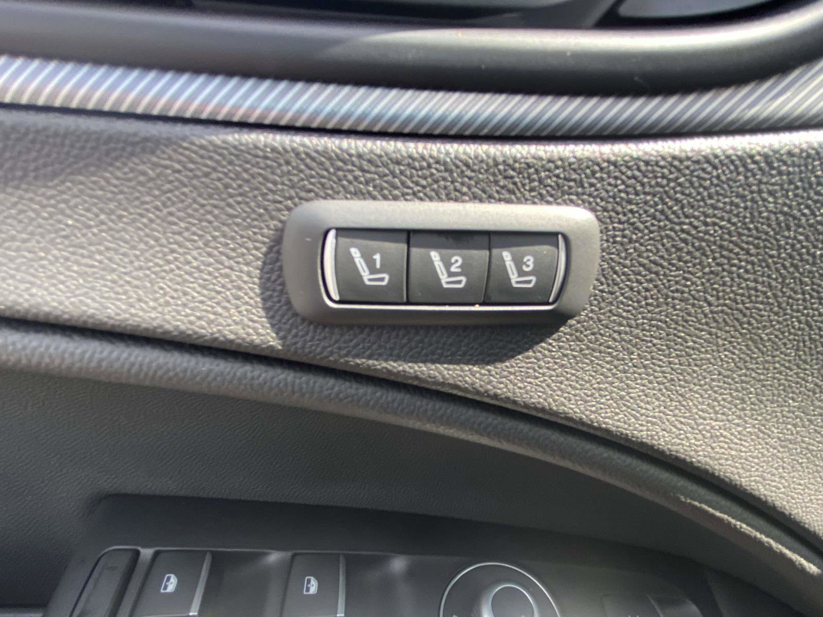 Used 2024 Alfa Romeo Stelvio Ti image 13