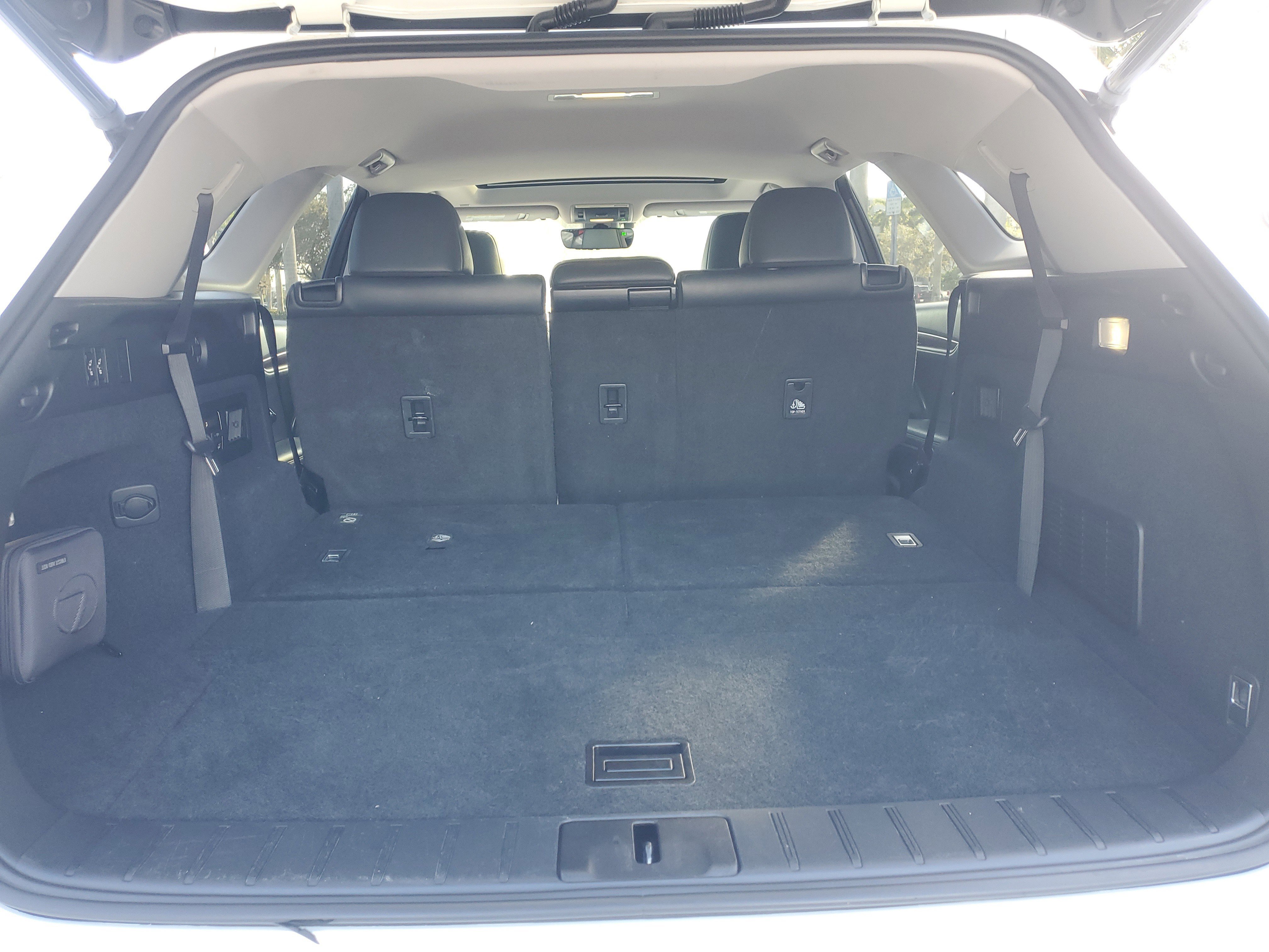 Used 2022 Lexus RX 350L FWD w/ Premium Package image 12