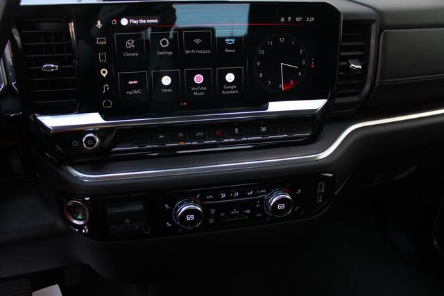 Used 2025 GMC Sierra 1500 SLT AWD/4WD image 15