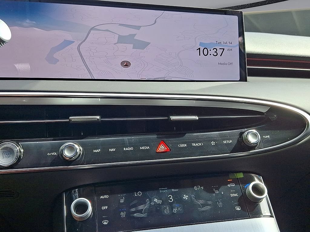 New 2026 Genesis GV70 2.5T Advanced AWD/4WD image 17