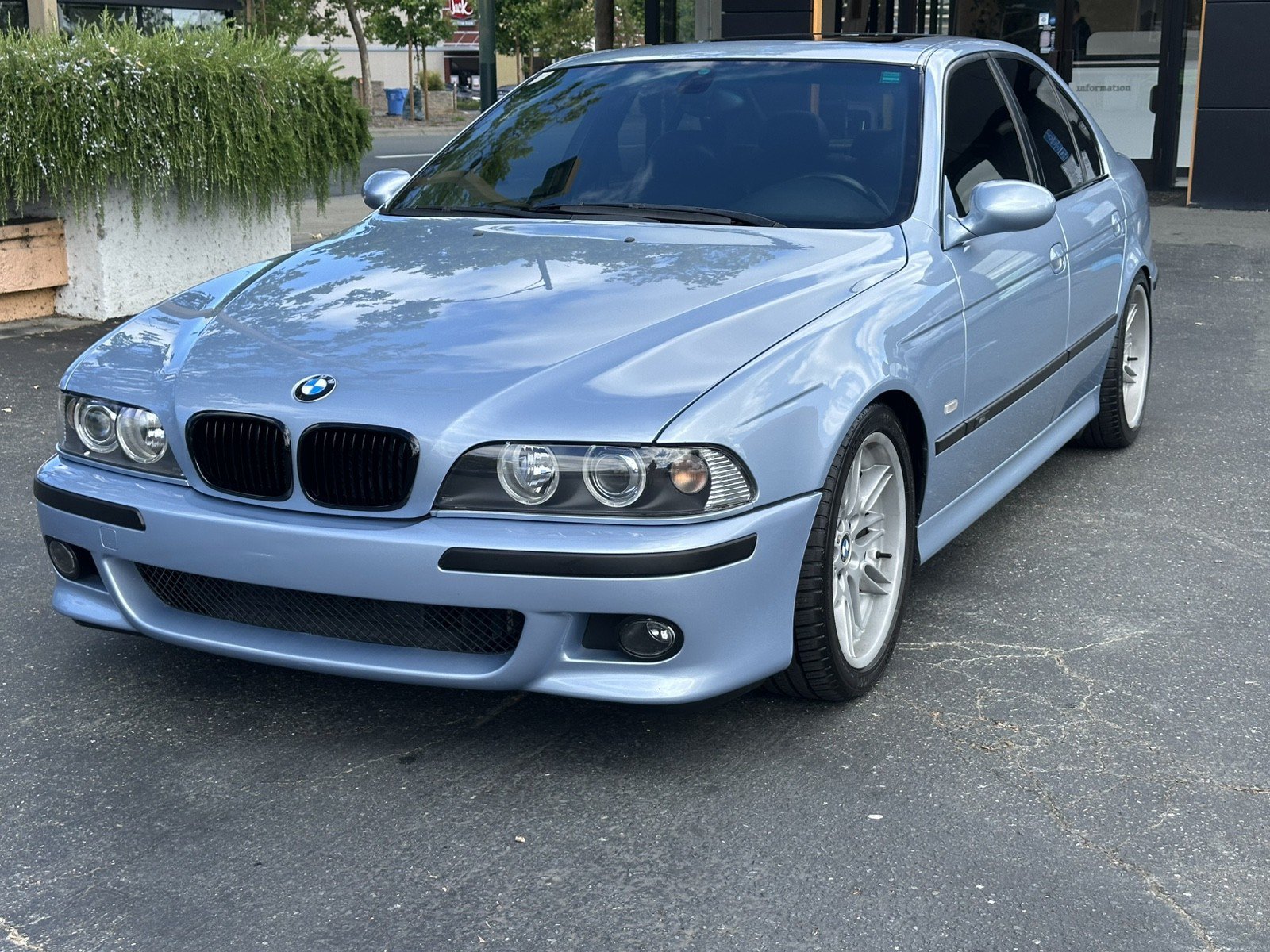 Used 2001 BMW M5 RWD image 4