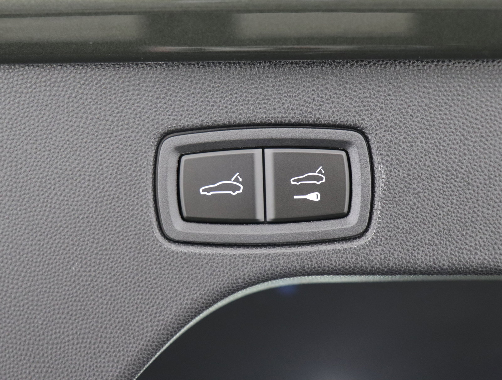 Used 2025 Porsche Macan Electric image 19