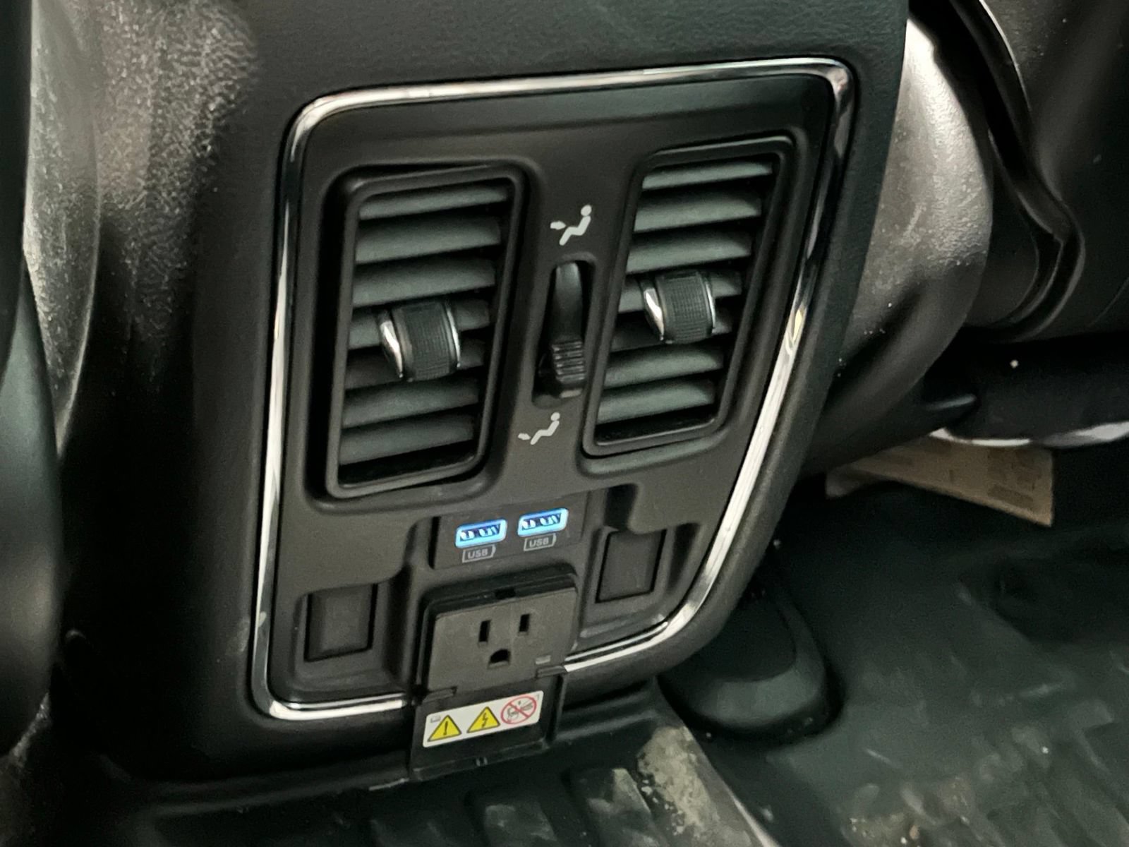 Used 2022 Jeep Grand Cherokee Limited AWD/4WD image 36