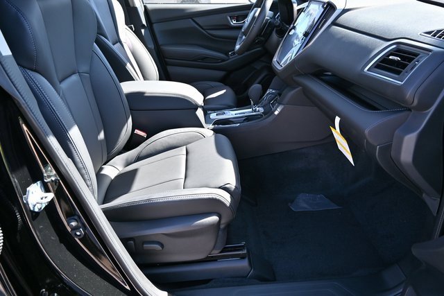 New 2025 Subaru Ascent Limited image 17