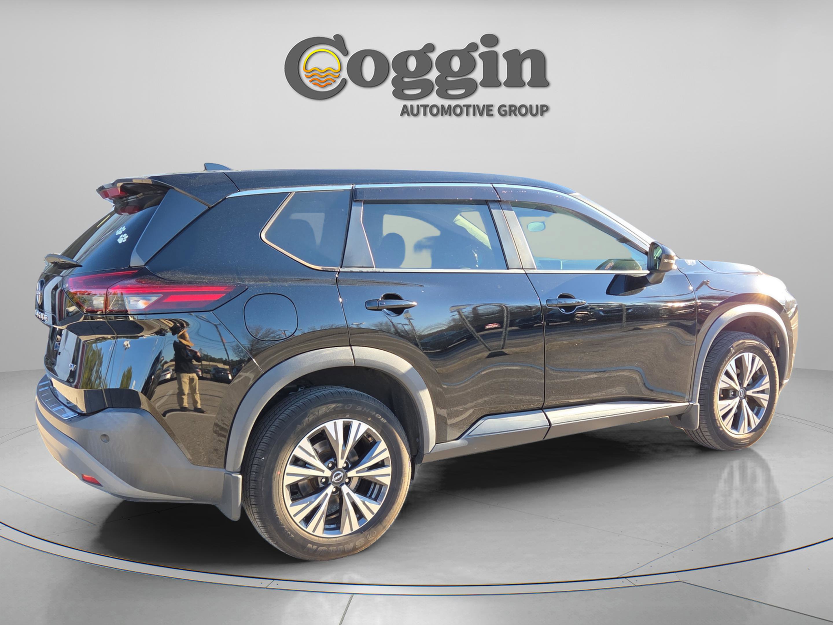 Used 2022 Nissan Rogue SV image 6